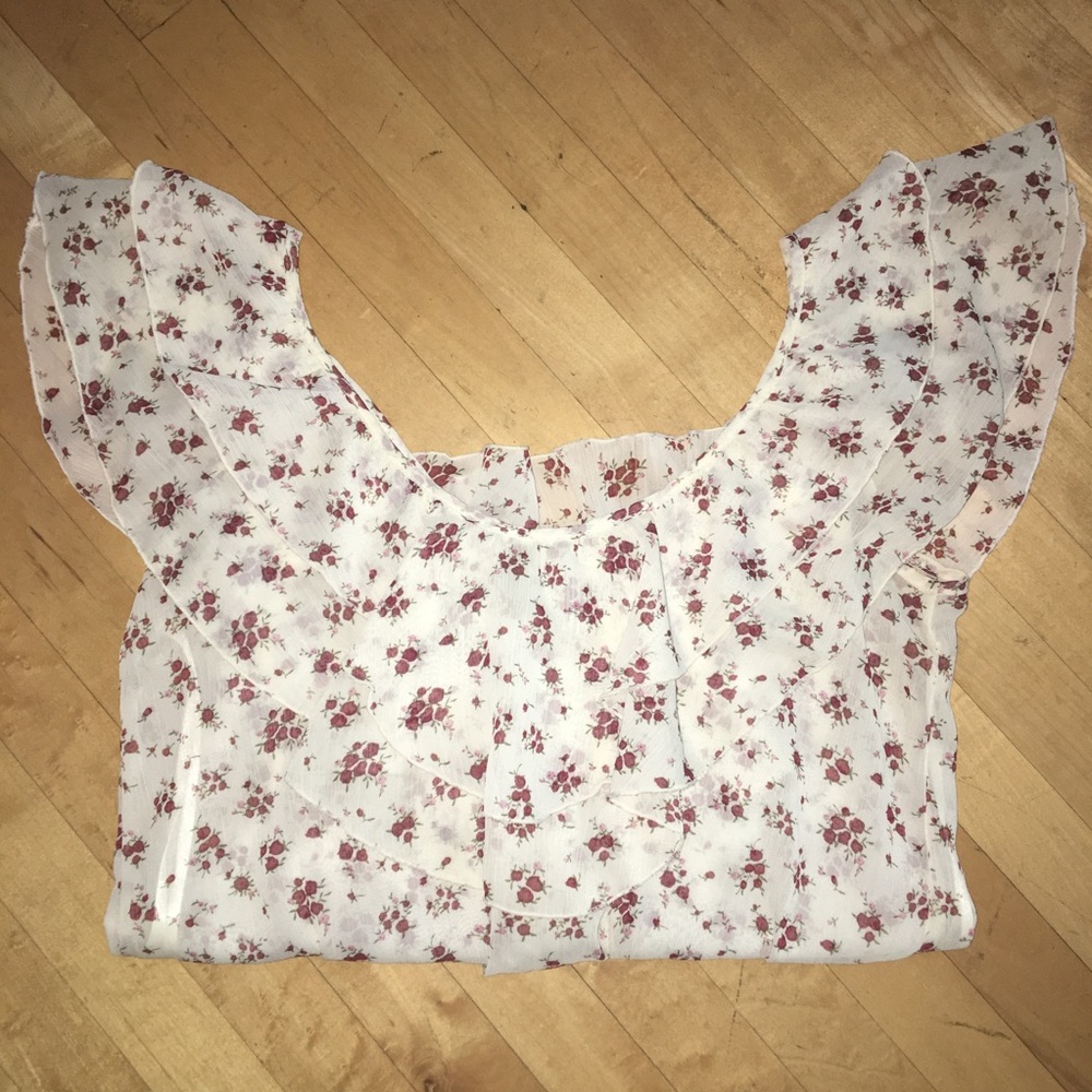 Floral Ruffle Top - Picture 4 of 7